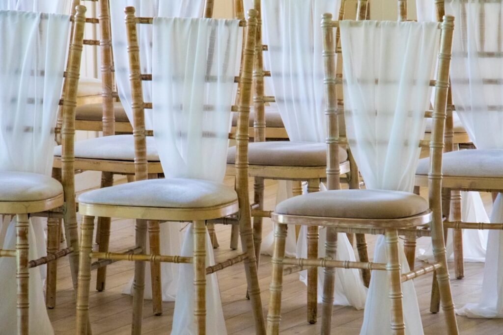 Photo Aluminum chairs