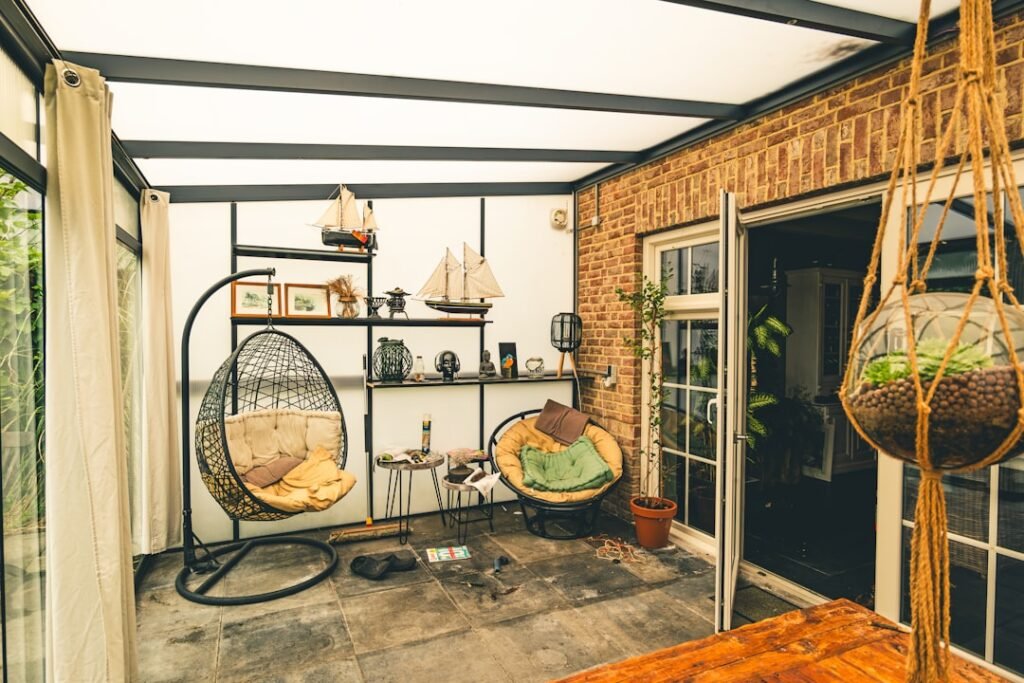 Photo garden shed installation