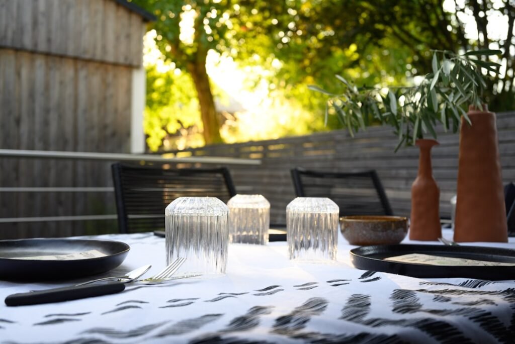 Photo Outdoor Dining Sets