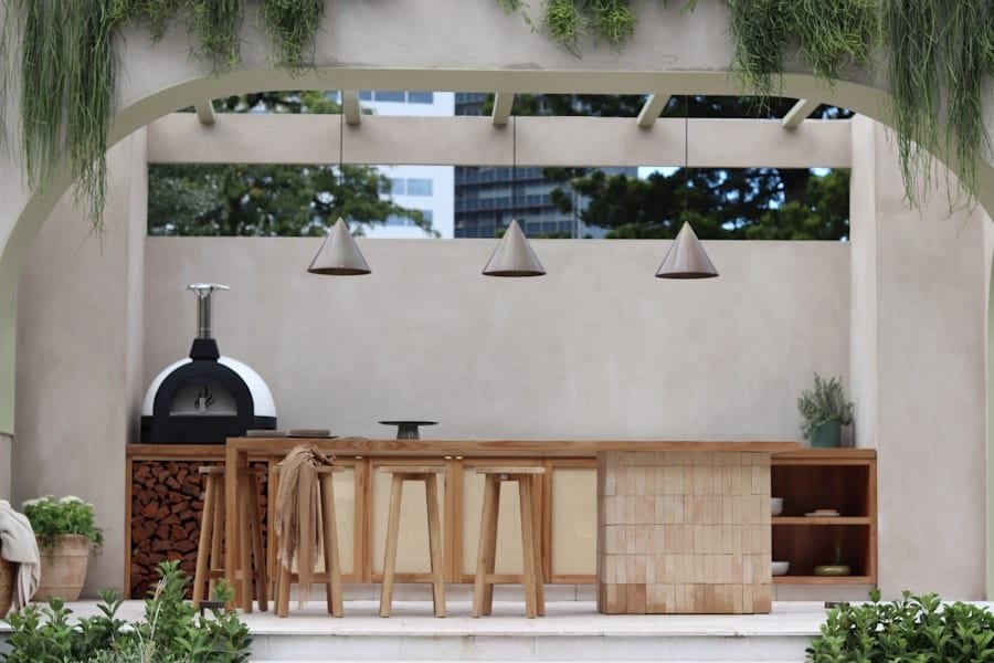 teak outdoor furniture