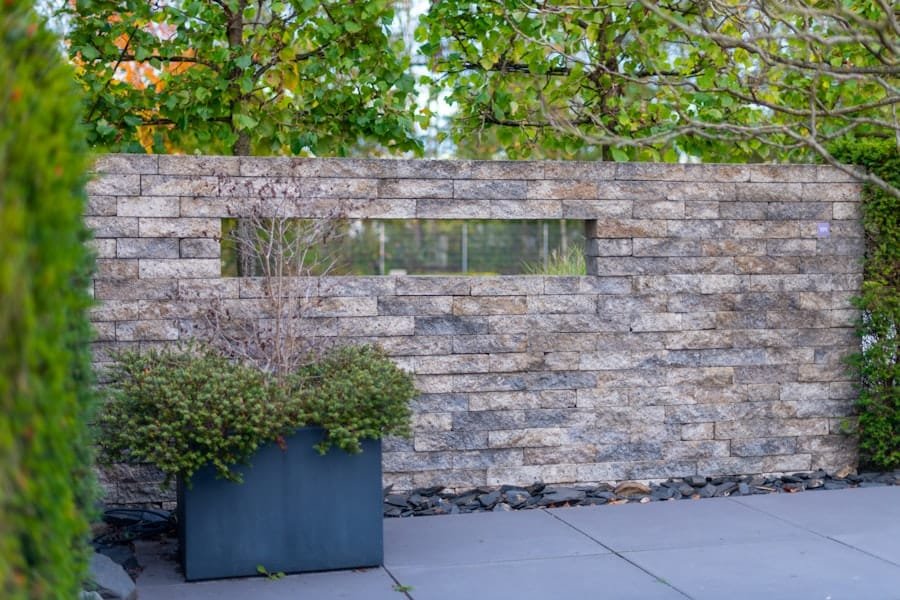 outdoor living space design