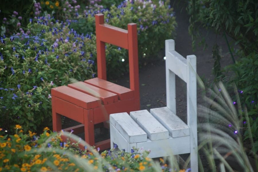 Photo Garden Seating Solutions