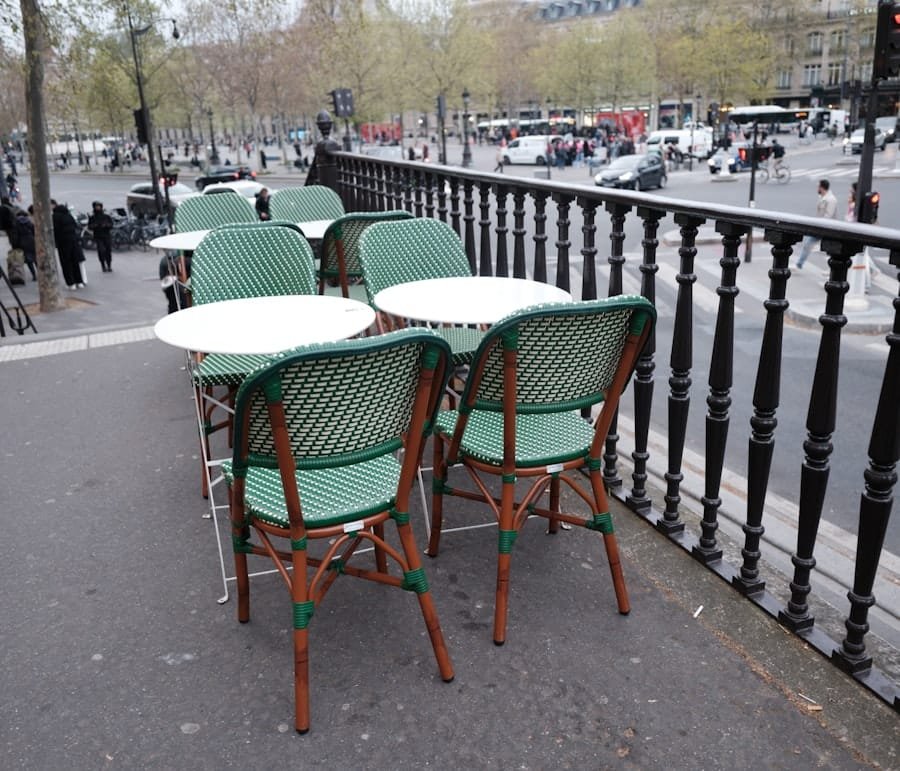 Outdoor Cafe or Restaurant Space