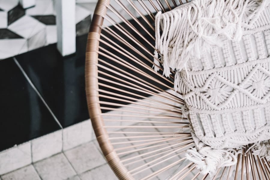 Photo Rattan vs Synthetic Wicker